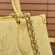 Louis Vuitton LV OnTheGo East West Yellow 25x13x10cm - 2
