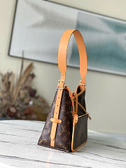 LV Carryall PM 29x24x12cm - 3