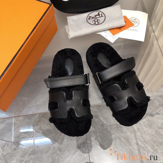 Hermès Chypre Sandals Shearling Black  - 1
