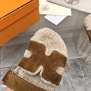 Hermès Chypre Sandals Shearling Brown Suede - 4