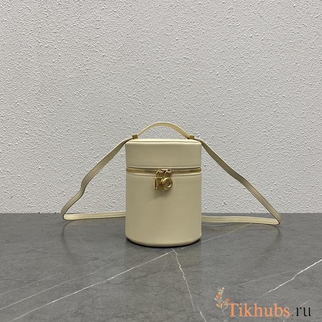 Loro Piana Extra Case White 12x12x16cm - 1