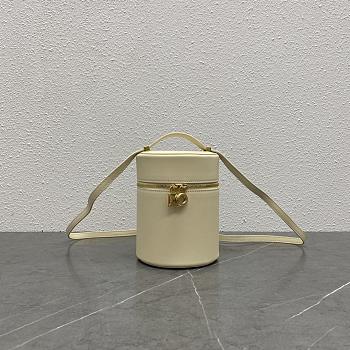 Loro Piana Extra Case White 12x12x16cm