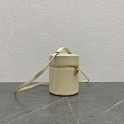 Loro Piana Extra Case White 12x12x16cm - 4