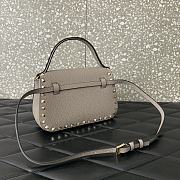 Valentino Garavani Bag Rockstud Grey 22x15x9cm - 2