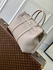 Louis Vuitton LV Georges Tote MM Grey 41x29x14cm - 4