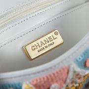 Chanel 24A Flap Bag Multicolor Sequins 20x10x7cm - 6