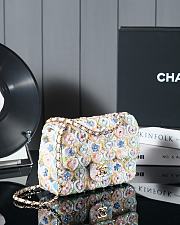 Chanel 24A Flap Bag Multicolor Sequins 20x10x7cm - 3