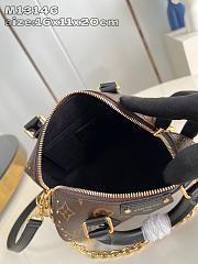 Louis Vuitton LV Speedy Trunk 20 Bag Black 20.5x16x11cm - 6