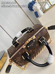 Louis Vuitton LV Speedy Trunk 20 Bag Black 20.5x16x11cm - 4