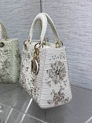 Dior Lady Embroidered Beaded Himalayan Bag 24cm - 4