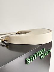 Bottega Veneta Hula Hoop White Bag 28x27x6cm - 2
