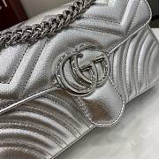 Gucci Mini Marmont Silver Shoulder Bag 23x14x6cm - 2
