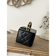 Chanel Mini Vanity Case Bags Black 11x9.5x8.5cm - 3