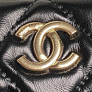 Chanel 24A Shiny Calfskin Shouder Bag Black 29x19x13cm - 5
