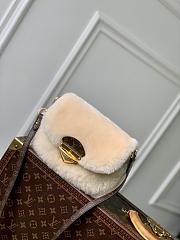 Louis Vuitton LV Sunset Bag Cream Wool 27x18x3cm  - 1