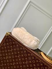 Louis Vuitton LV Sunset Bag Cream Wool 27x18x3cm  - 5
