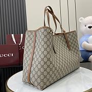 Gucci GG Emblem Large Tote Bag Beige 45.5x30x16cm - 3