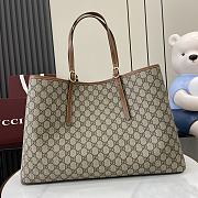Gucci GG Emblem Large Tote Bag Beige 45.5x30x16cm - 2
