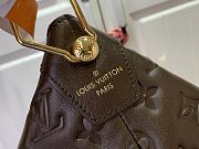 Louis Vuitton LV Coussin Hobo MM Chocolat 38x33x10cm - 2