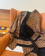 Louis Vuitton LV Monogram Infinity Double-Sided 135x150cm - 4