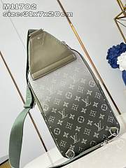 Louis Vuitton LV Avenue Slingbag Khaki Green 31x20x7cm - 3