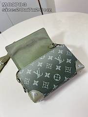 Louis Vuitton LV Steamer Wearable Wallet Khaki Green 18x11x6.5cm - 6