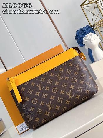 Louis Vuitton LV Pochette Voyage Souple Yellow 30x21x7.5cm
