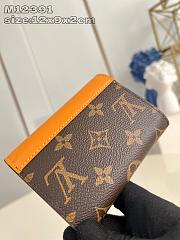 Louis Vuitton LV Victorine Wallet Monogram Yellow 12x9.5x2.5cm - 3