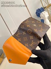 Louis Vuitton LV Victorine Wallet Monogram Yellow 12x9.5x2.5cm - 2