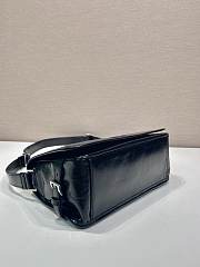 Prada Leather Bag Black 30x20x11cm - 2