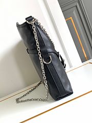 Givenchy Voyou Medium Leather Shoulder Bag Black 36.5x27x32cm - 4