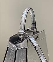 Fendi Peekaboo Medium Silver Leather Bag 33x10x25.5cm - 6