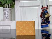 Louis Vuitton LV Multiple Yellow 11.5x9x1.5cm - 2
