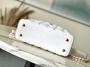 Louis Vuitton LV Capucines East-West Mini White 22x12x8cm - 4