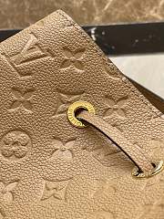 Louis Vuitton LV Neonoe MM Caramel 26x26x17.5cm - 6