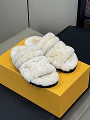 Louis Vuitton LV Sunset Flat Comfort Mule Beige - 4
