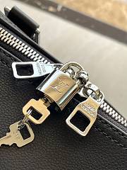 Louis Vuitton LV Keepall Bandoulière 50 Khaki Black 50x29x23cm - 5