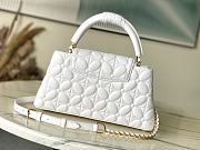 Louis Vuitton LV Capucines East-West MM White 33x19x9cm - 3