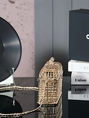 Chanel 25C Gold Bag 14x16x7.5cm - 6