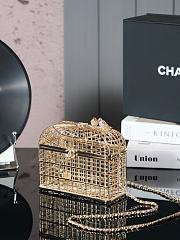 Chanel 25C Gold Bag 14x16x7.5cm - 5