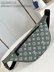 Louis Vuitton LV Discovery Bumbag Olive Green 44x15x9cm - 5