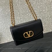 Valentino Garavani Leather Vain Black Shoulder Bag 24x16x8cm - 5