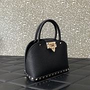 Valentino Garavani Rockstud Small Black Bag 21x15x10cm - 3