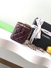 Chanel 24k Vanity Red Wine Lambskin 17cm - 4