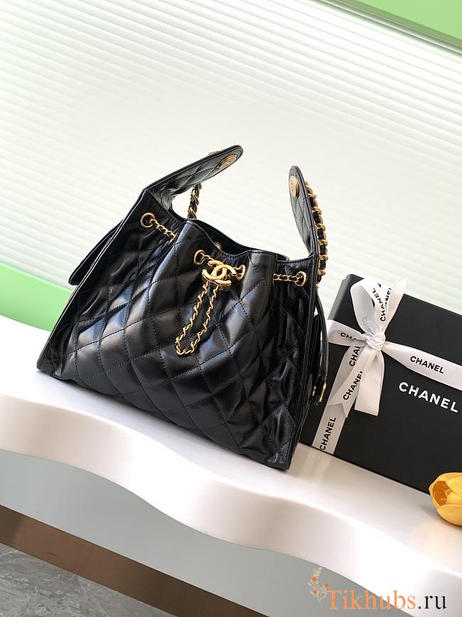 Chanel Cruise 25C Bag Black Lambskin Hobo 30x26x14cm - 1