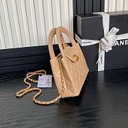 Chanel Kelly Beige Top Handle Bag 13x19x7cm - 3