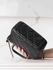 Chanel 25C Black Lambskin 22x18x7cm - 5