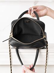 Chanel 25C Black Lambskin 22x18x7cm - 2
