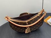Louis Vuitton LV Looping Bag Monogram 28x15x7cm - 6