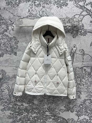 Moncler Averole Hooded White Short Down Jacket